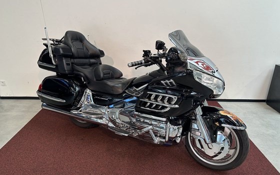 Gebrauchtmotorrad Honda GL 1800 Goldwing - Bild 2
