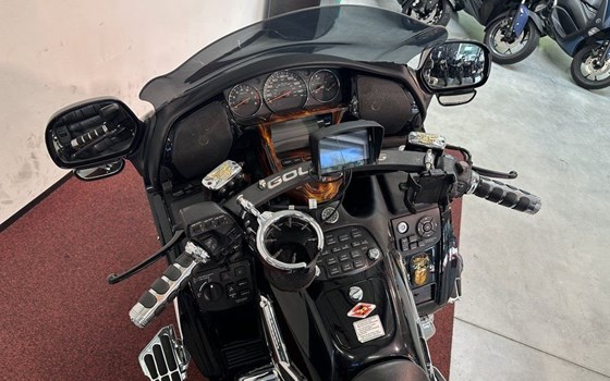 Gebrauchtmotorrad Honda GL 1800 Goldwing - Bild 9