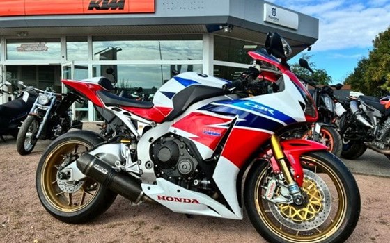 Gebrauchtmotorrad Honda CBR1000RR Fireblade SP - Bild 1