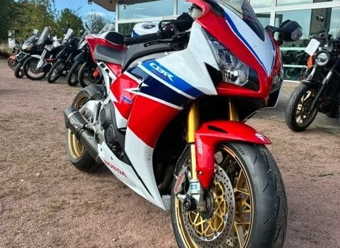 Gebrauchtmotorrad Honda CBR1000RR Fireblade SP - Bild 10