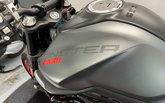 Gebrauchtmotorrad Ducati Monster + - Bild 7
