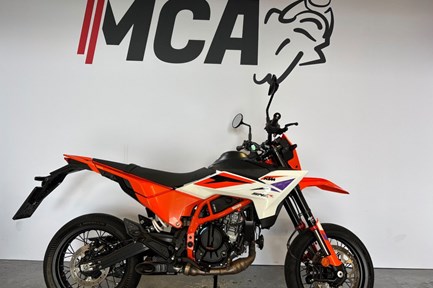 KTM 390 SMC R