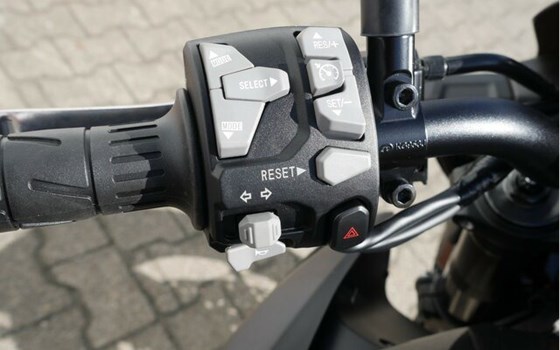Neufahrzeug Kawasaki Z900 - Bild 12