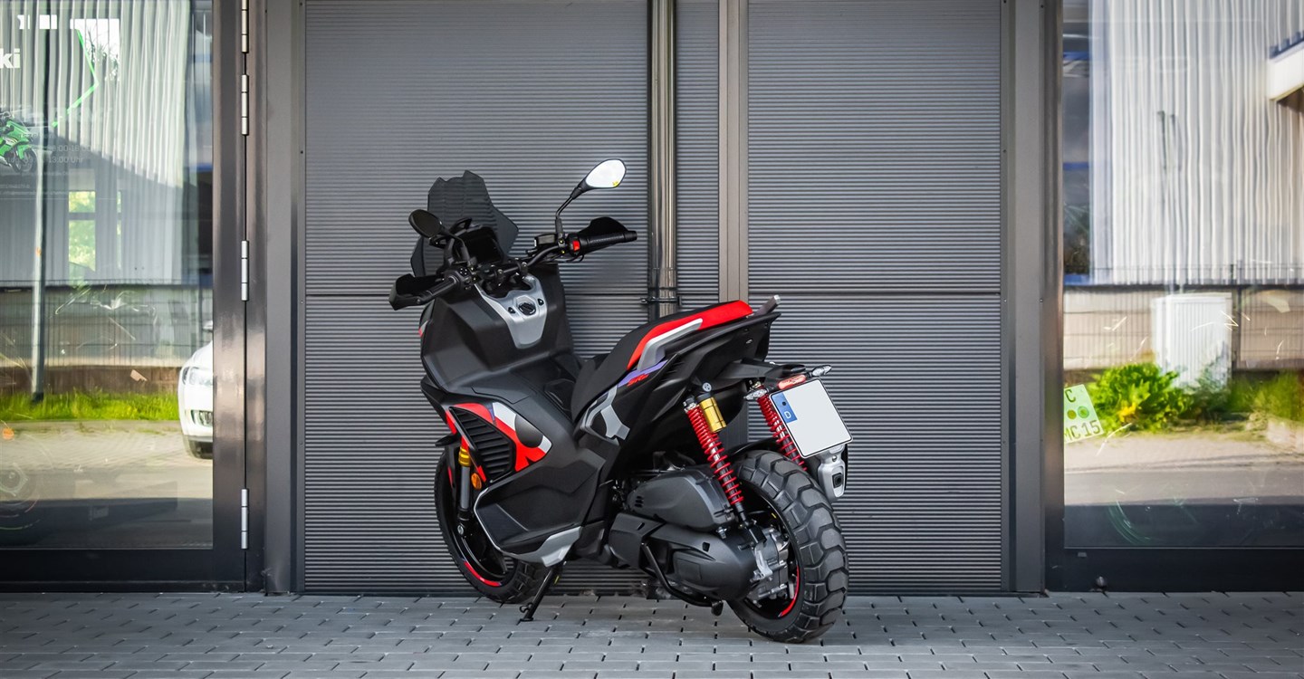 Angebot Aprilia SR GT 400