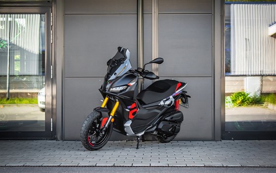 Neufahrzeug Aprilia SR GT 400 - Bild 5