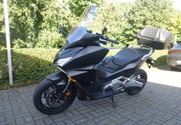 Gebrauchte Honda Forza 750