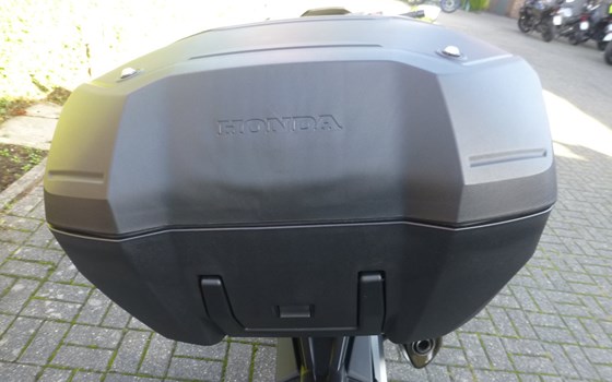 Gebrauchtmotorrad Honda Forza 750 - Bild 8
