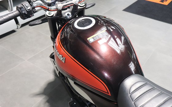 Gebrauchtmotorrad Kawasaki Z900 RS - Bild 4