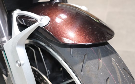 Gebrauchtmotorrad Kawasaki Z900 RS - Bild 8