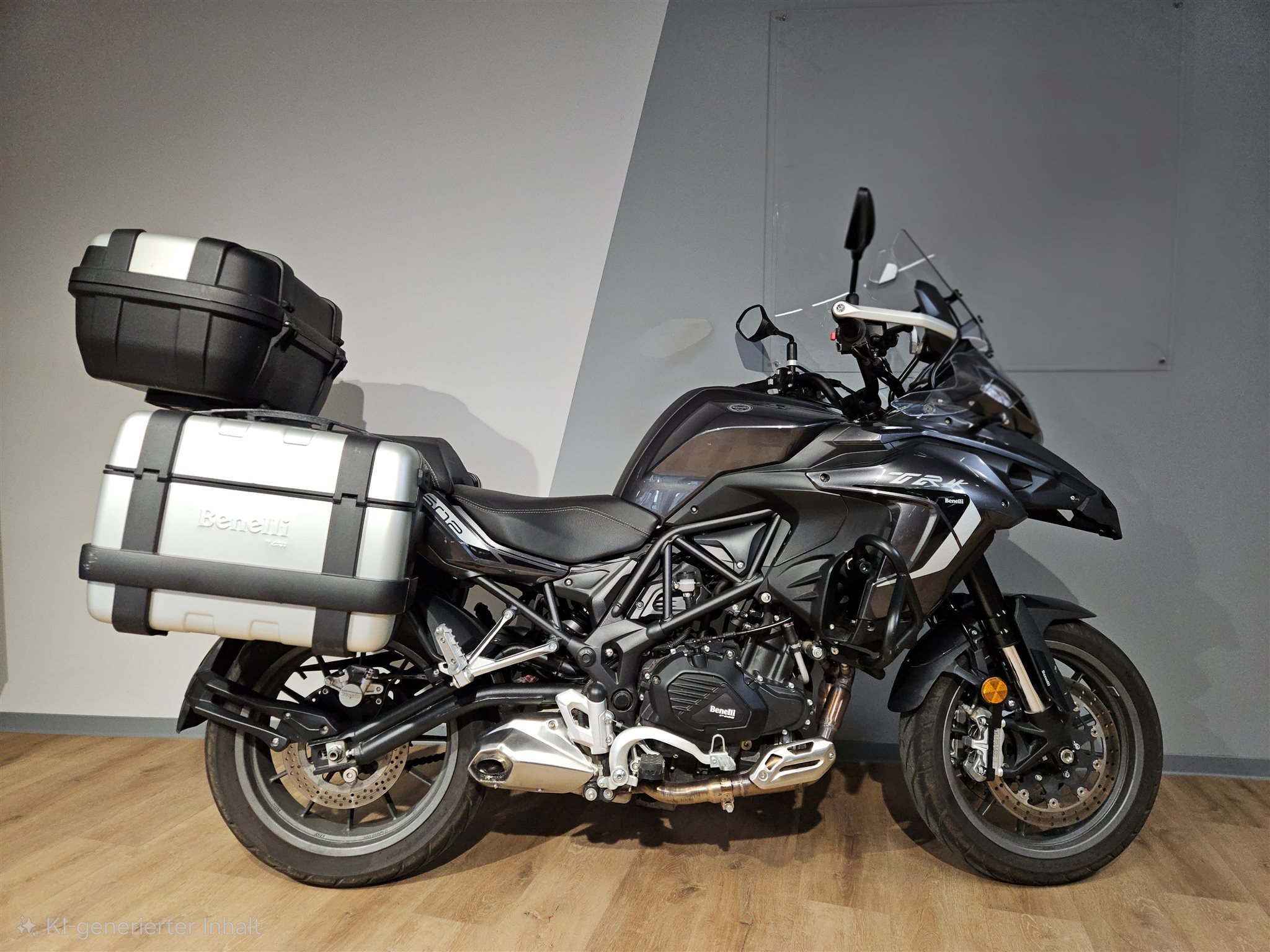Benelli TRK 502