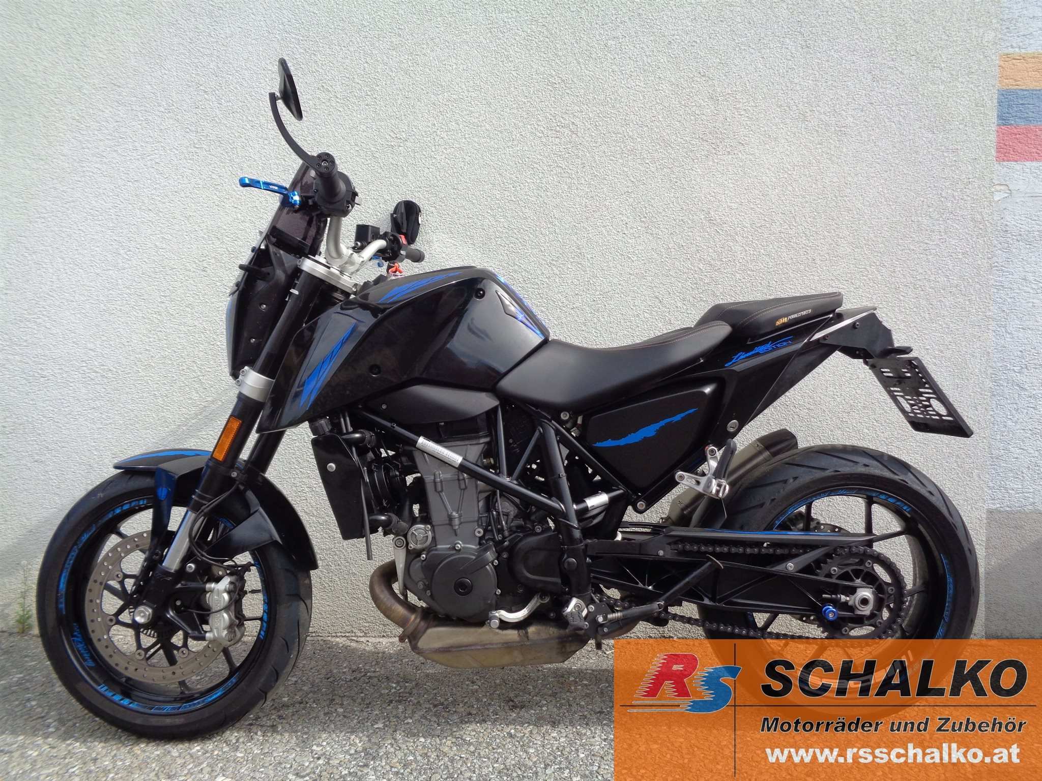 KTM 690 Duke 