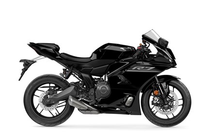 Yamaha R7