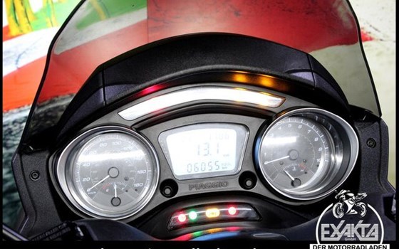 Gebrauchtmotorrad Piaggio MP3 300 Sport - Bild 11