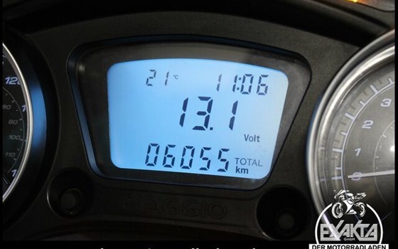 Gebrauchtmotorrad Piaggio MP3 300 Sport - Bild 12