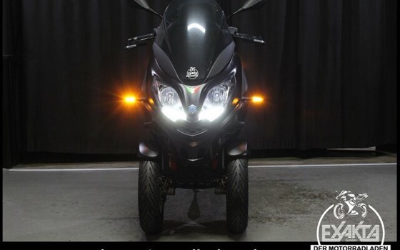 Gebrauchtmotorrad Piaggio MP3 300 Sport - Bild 29