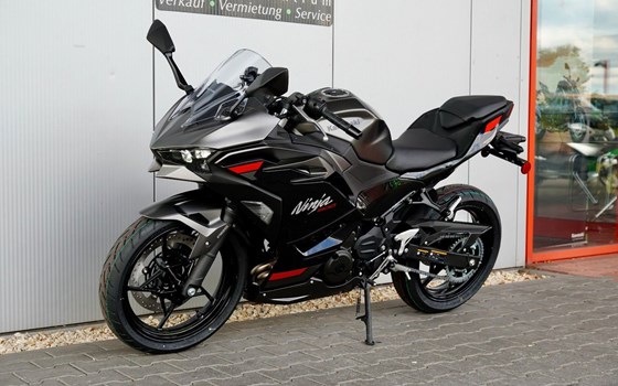 Neufahrzeug Kawasaki Ninja 500 SE - Bild 2
