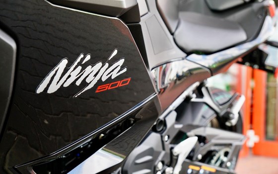 Neufahrzeug Kawasaki Ninja 500 SE - Bild 3