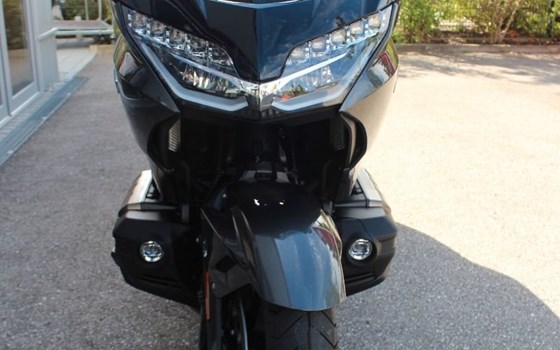 Gebrauchtmotorrad Honda GL 1800 Goldwing Tour DCT - Bild 5