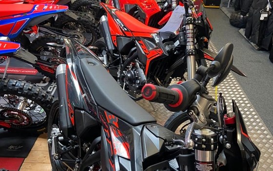 Neufahrzeug Beta RR 125 LC Motard - Bild 9