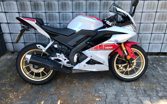 Gebrauchtmotorrad Yamaha R125 - Bild 2
