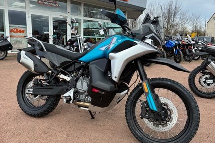 CFMOTO 800MT-X