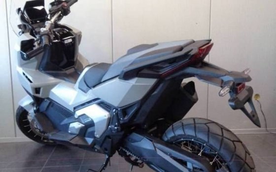 Gebrauchtmotorrad Honda X-ADV - Bild 11