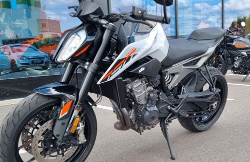 Gebrauchtmotorrad KTM 790 Duke