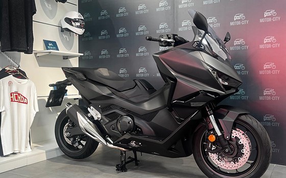 Neufahrzeug Honda Forza 750 - Bild 1