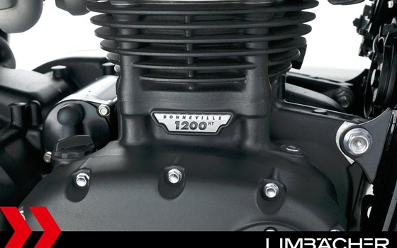 Gebrauchtmotorrad Triumph Bonneville T120 Black - Bild 16