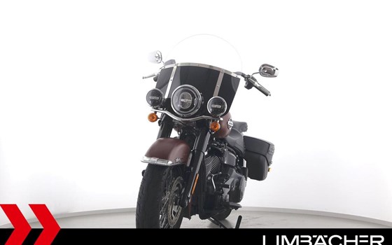 Gebrauchtmotorrad Harley-Davidson Softail Heritage Classic 114 FLHCS - Bild 3