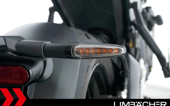 Gebrauchtmotorrad Triumph Trident 660 - Bild 18