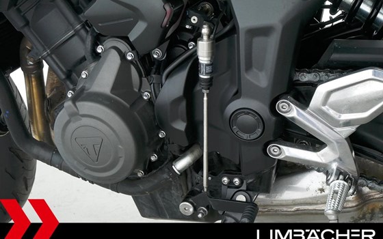 Gebrauchtmotorrad Triumph Trident 660 - Bild 19