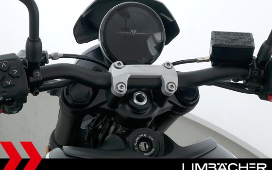 Gebrauchtmotorrad Triumph Trident 660 - Bild 23