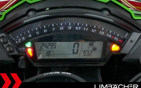 Gebrauchtmotorrad Kawasaki Ninja ZX-10R - Bild 12