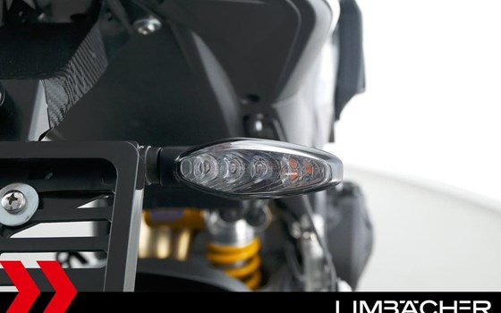 Gebrauchtmotorrad Aprilia Tuono V4 1100 Factory - Bild 19