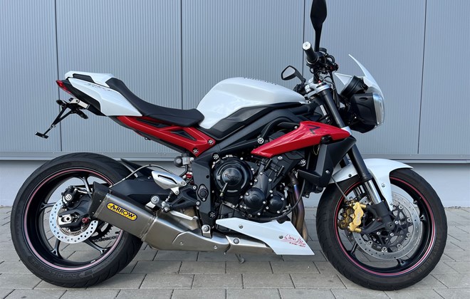 Triumph Street Triple 675 R
