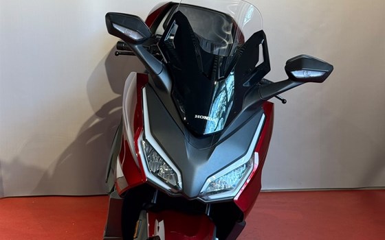Gebrauchtmotorrad Honda Forza 350 - Bild 2