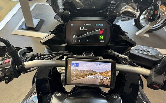 Gebrauchtmotorrad BMW F 900 XR - Bild 1