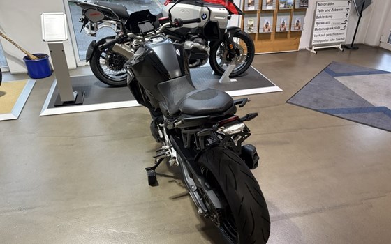 Gebrauchtmotorrad BMW F 900 R - Bild 3