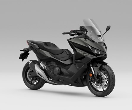 Neumotorrad Honda Forza 750