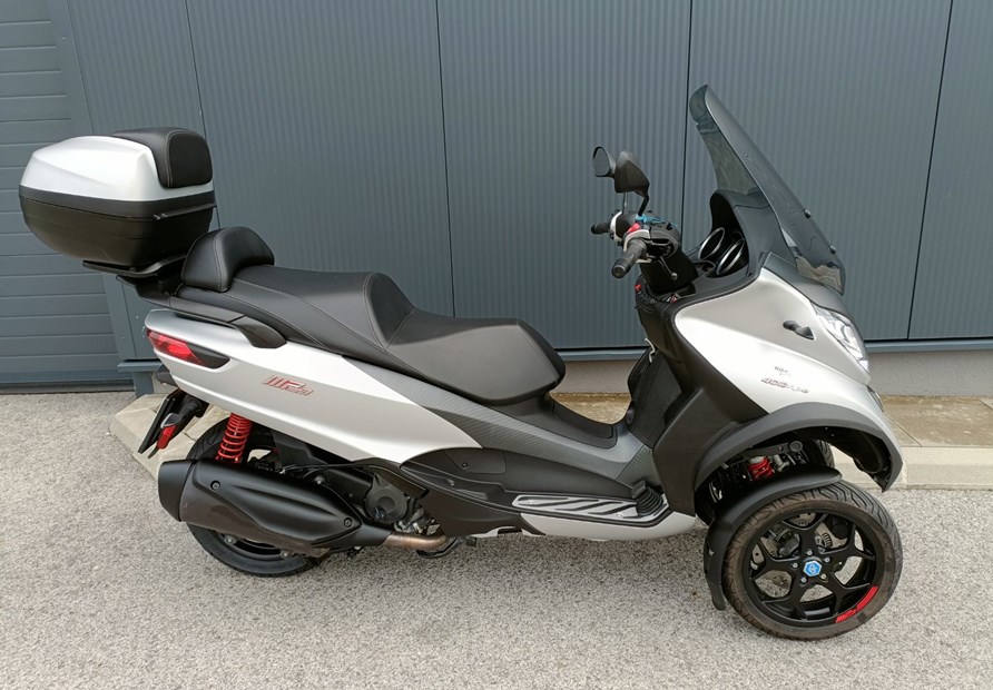 Piaggio MP3 400 Sport (Grigio Cometa Matt)