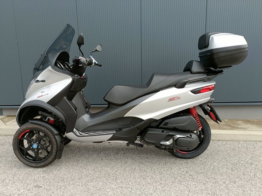 Piaggio MP3 400 Sport (Grigio Cometa Matt) - Bild 2
