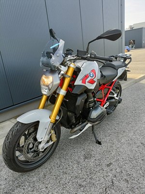 BMW R 1200 R (light-white uni) - Bild 3