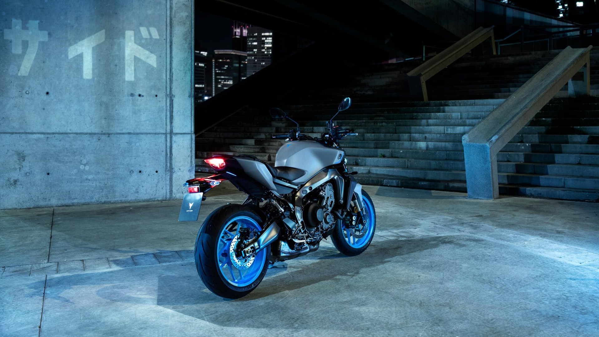 Yamaha MT-09 Y-AMT, Herbst Deals All Black Tieferlegung