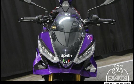 Gebrauchtmotorrad Aprilia Tuono V4 1100 Factory - Bild 10