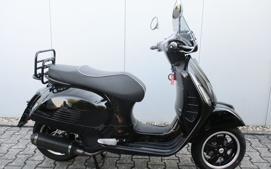 Gebrauchtmotorrad Vespa GTS 125 ie Super - Bild 3