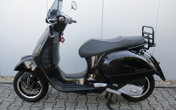 Gebrauchtmotorrad Vespa GTS 125 ie Super - Bild 4