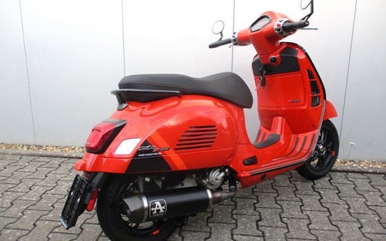 Gebrauchtmotorrad Vespa GTS 300 i.e. Super Sport - Bild 6