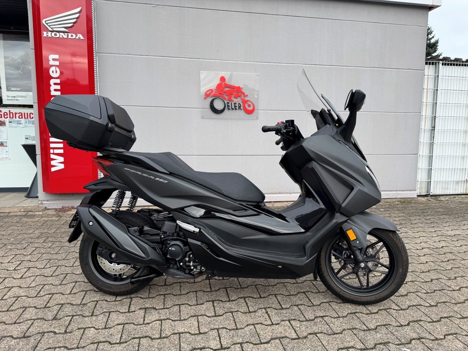 Honda Forza 350