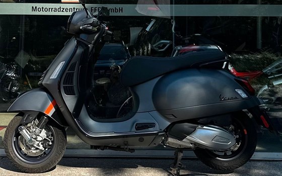 Gebrauchtmotorrad Vespa GTS 300 Super Sport - Bild 3